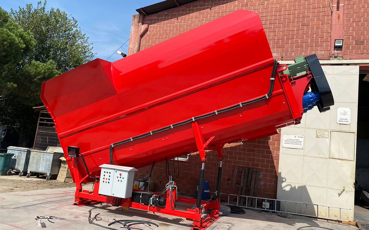 Açılı Agir Tip Yem Karma Makinesi